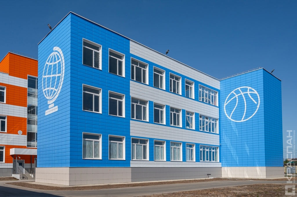 Окрашенные металлические панели КраспанМеталлКолор